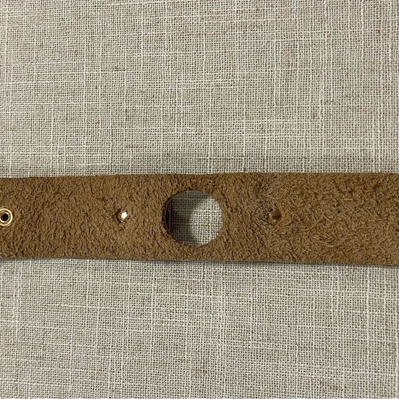 Spark’l Tan Bison Leather Cuff - Picture 2 of 4